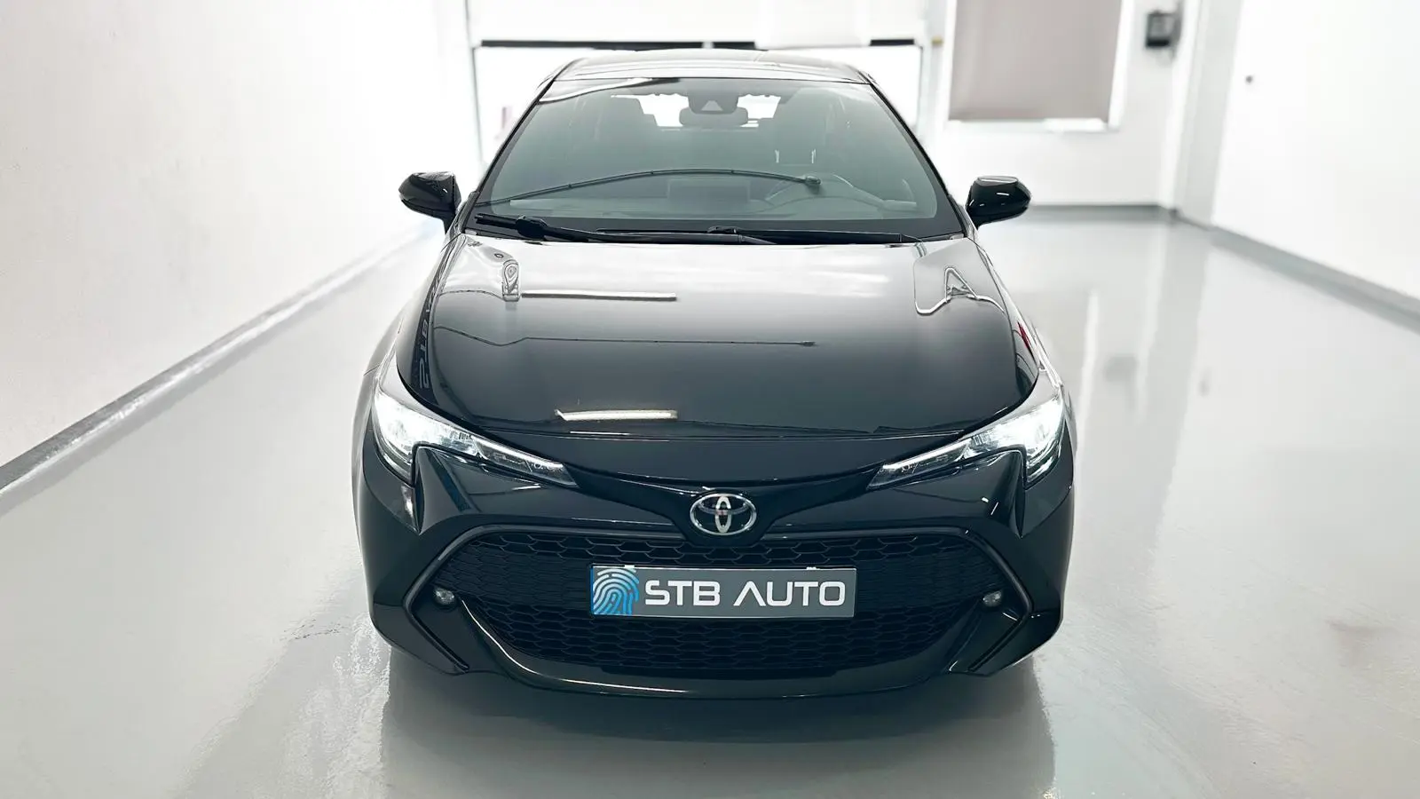 Toyota Corolla 1.2 TURBO DYNAMIC PLUS 2