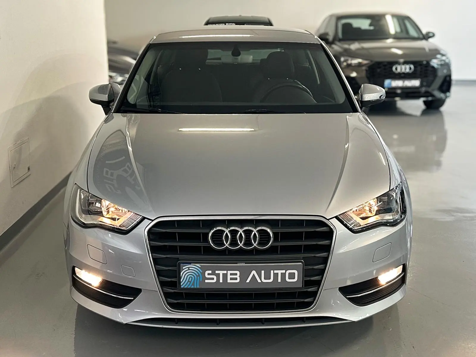 Audi A3 1.6 TDI Attraction Ultra 4