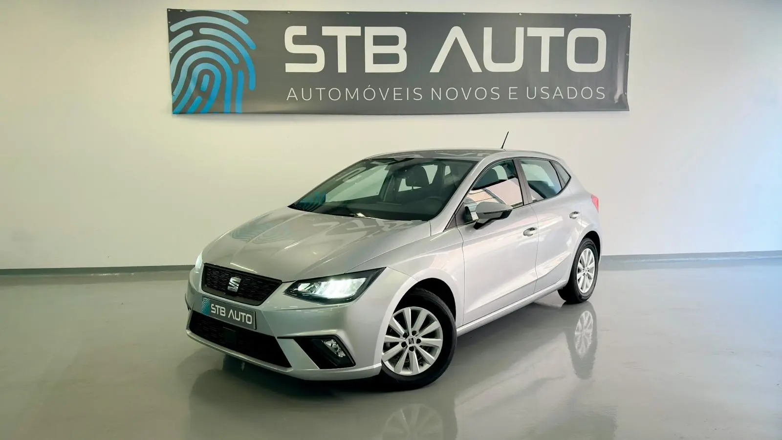 SEAT Ibiza 1.0 TSI STYLE 1