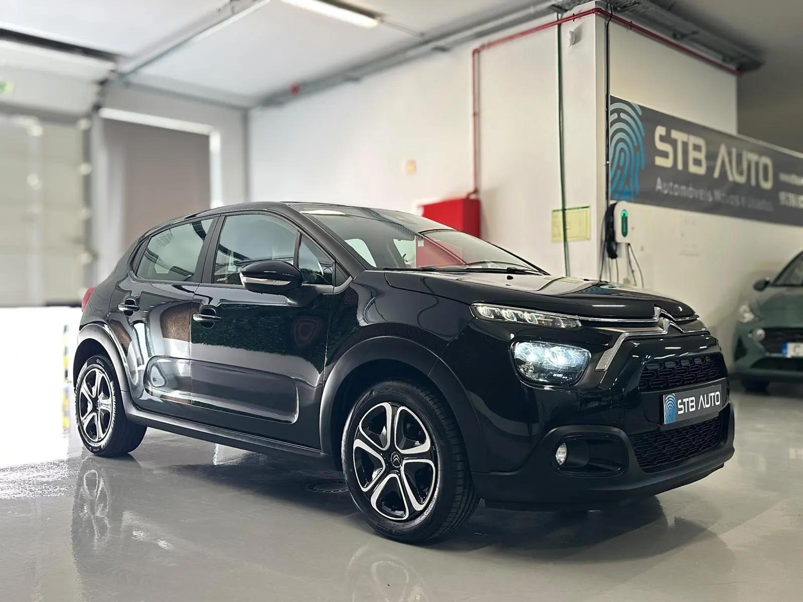 Citroen C3 1.2 PureTech Plus 27