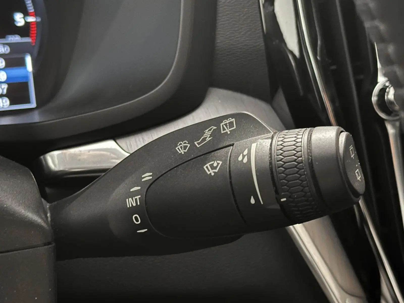 Volvo V60 B4 D Geartronic Momentum Pro 34