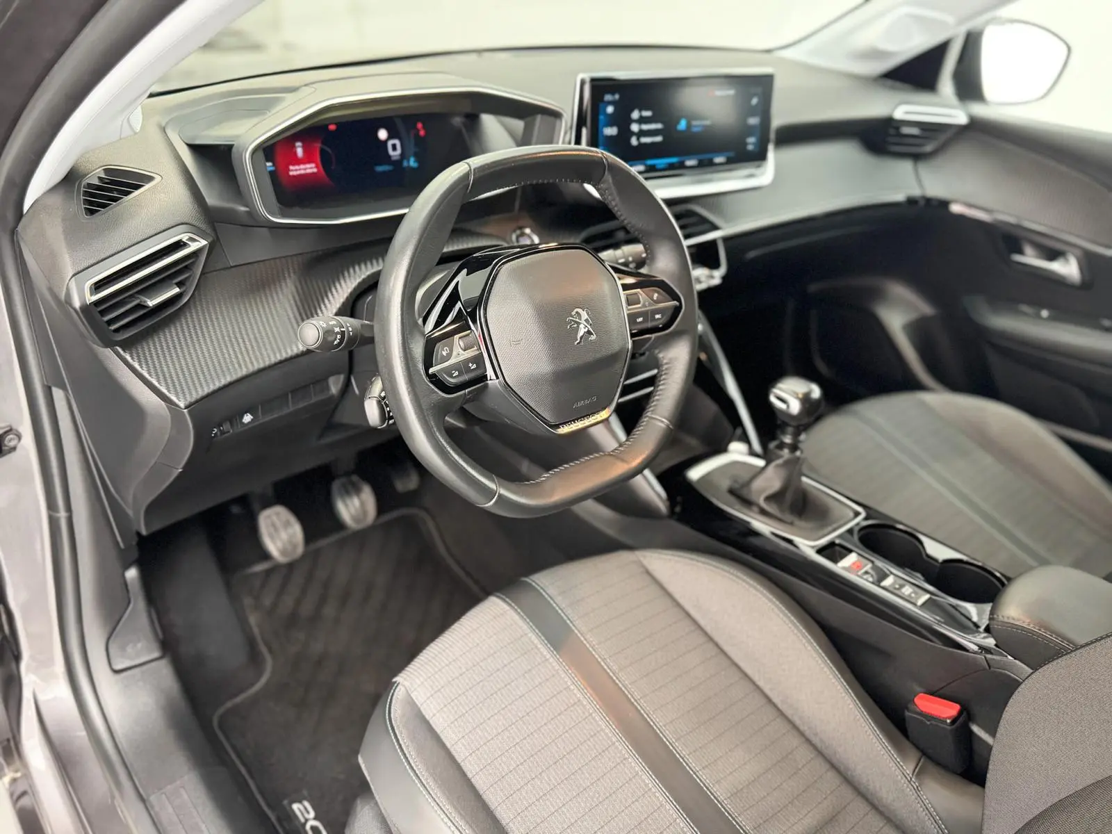 Peugeot 208 1.2 PureTech Allure Pack 14