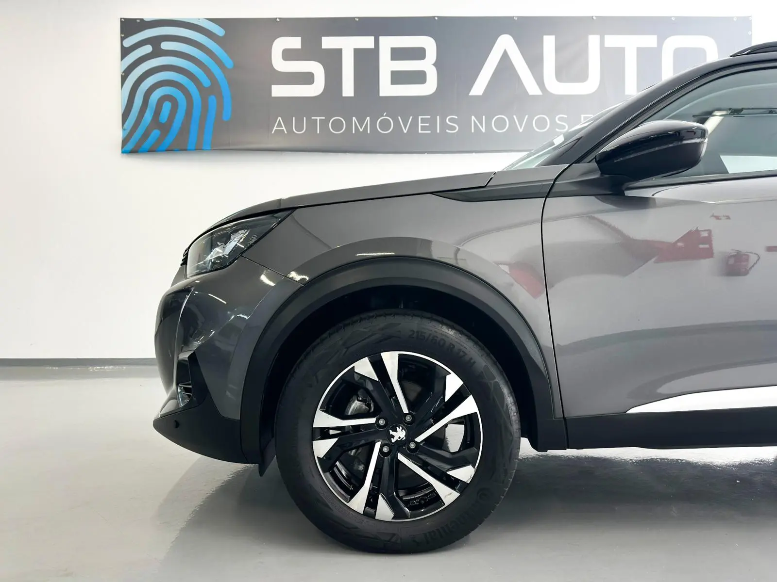 Peugeot 2008 PureTech 130 Stop&Start Allure 4