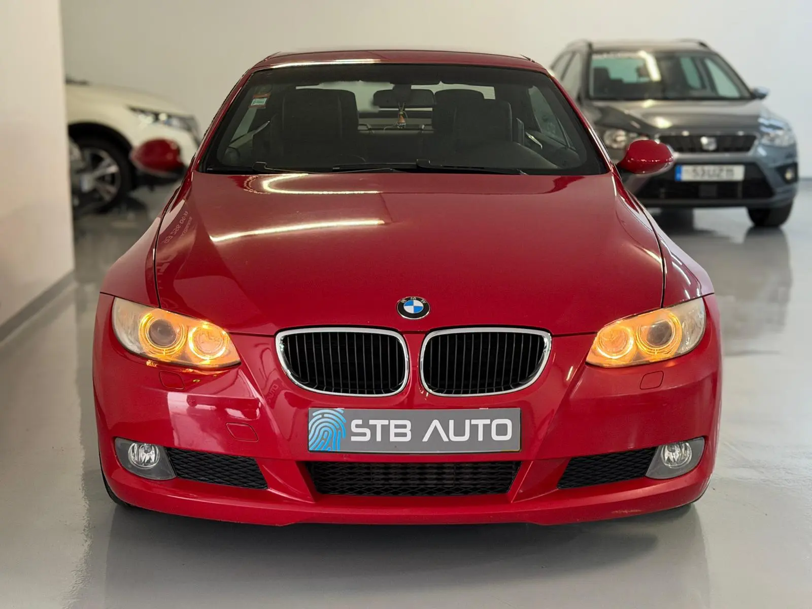BMW 320 d Cabrio Intense 3