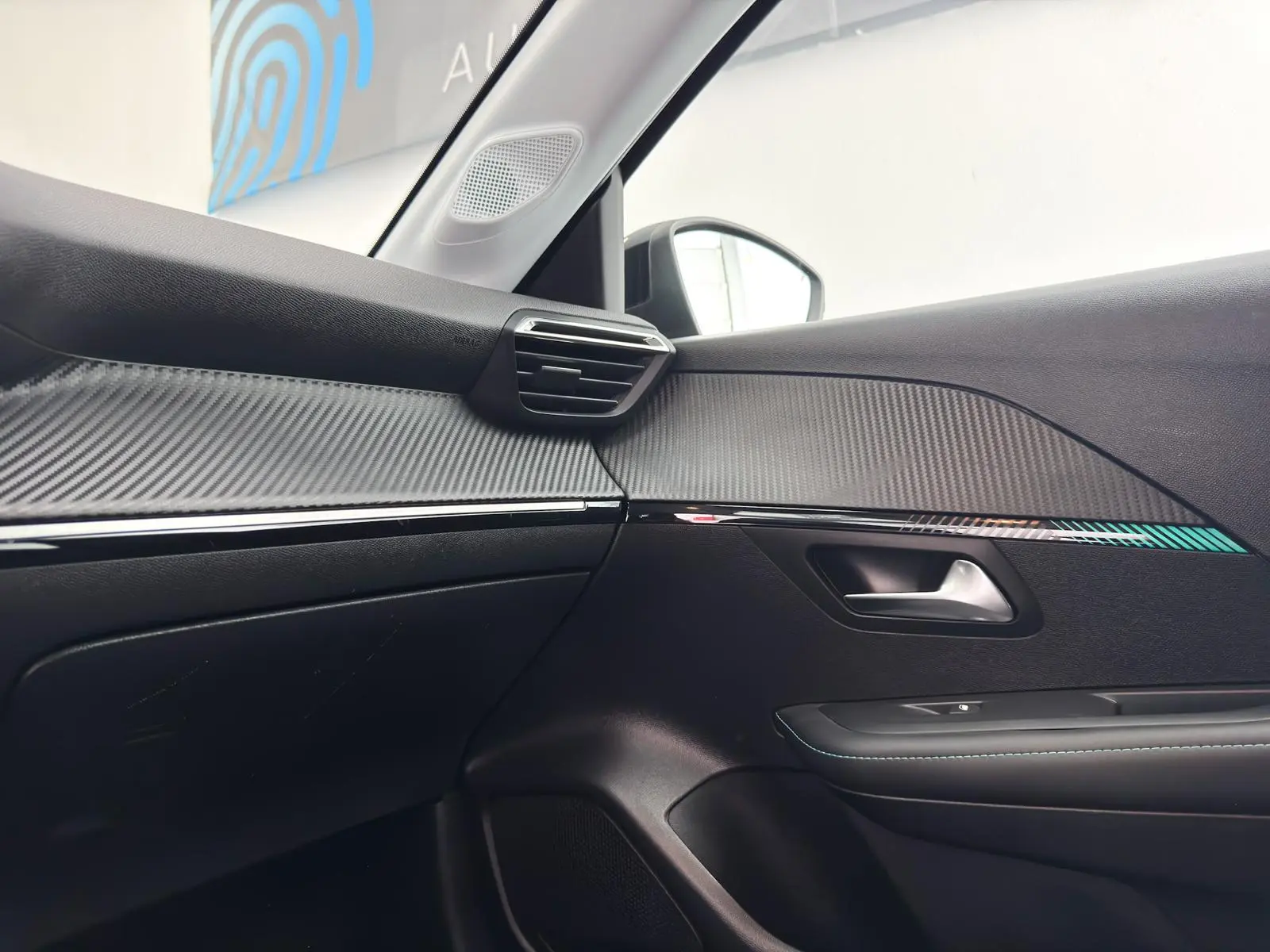 Peugeot 208 1.2 PureTech Allure Pack 19