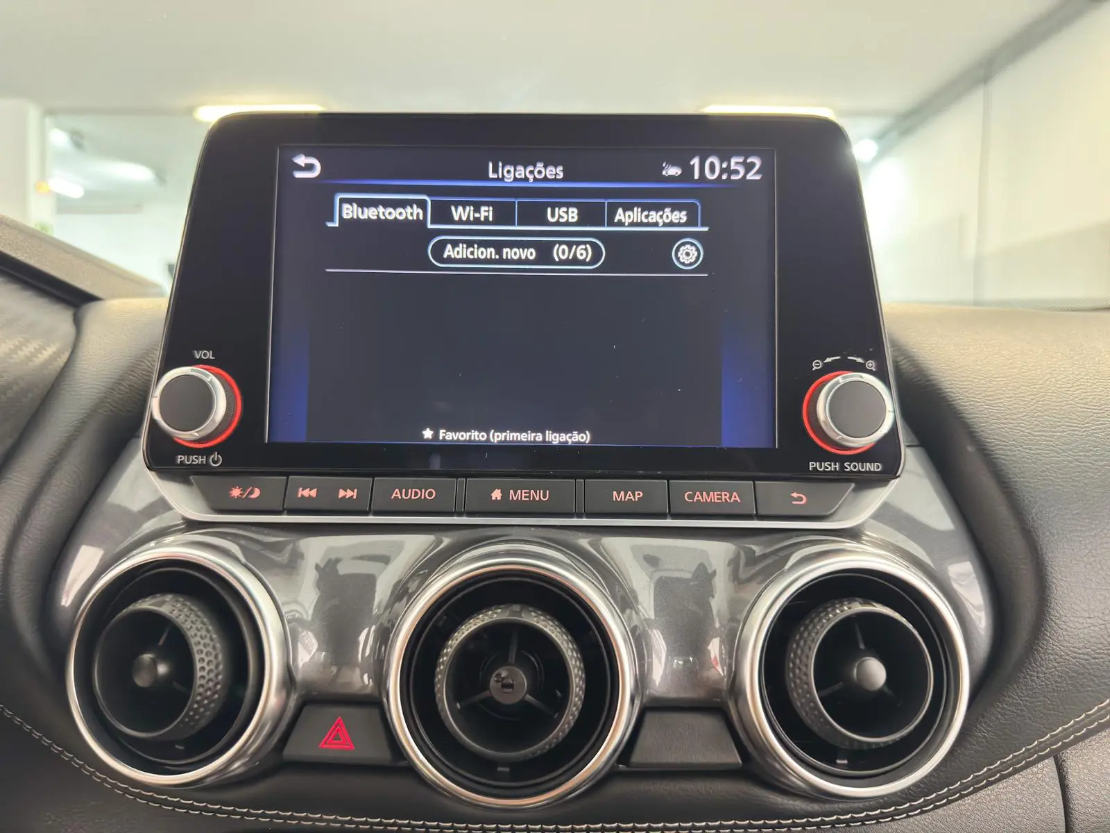 Nissan Juke 1.0 DIG-T N-Connecta DCT 19