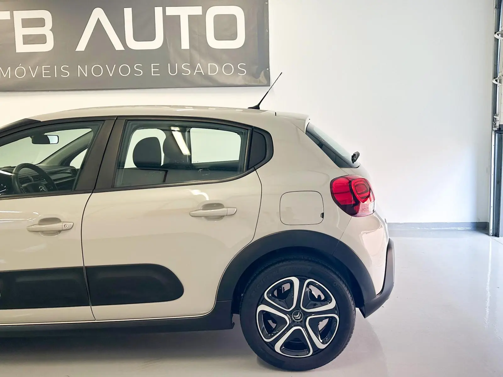 Citroen C3 Pure Tech S&S Feel 24