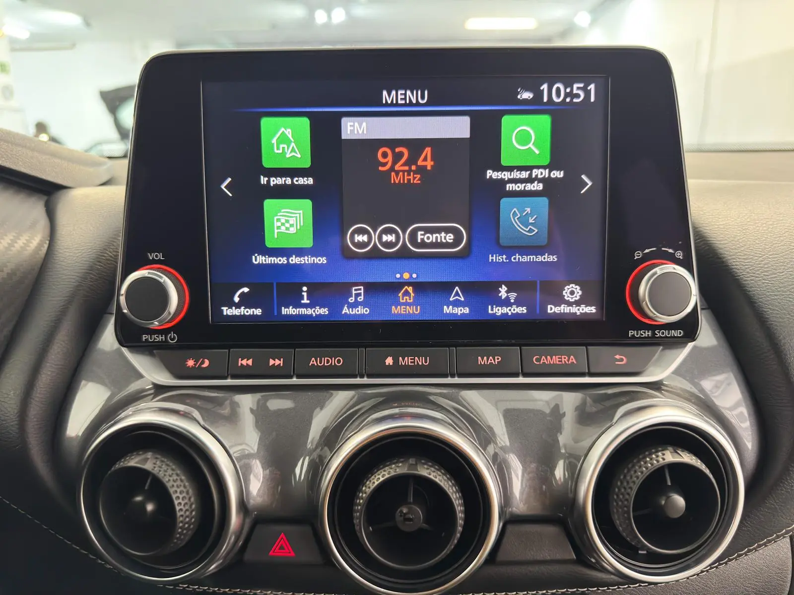 Nissan Juke 1.0 DIG-T N-Connecta DCT 20