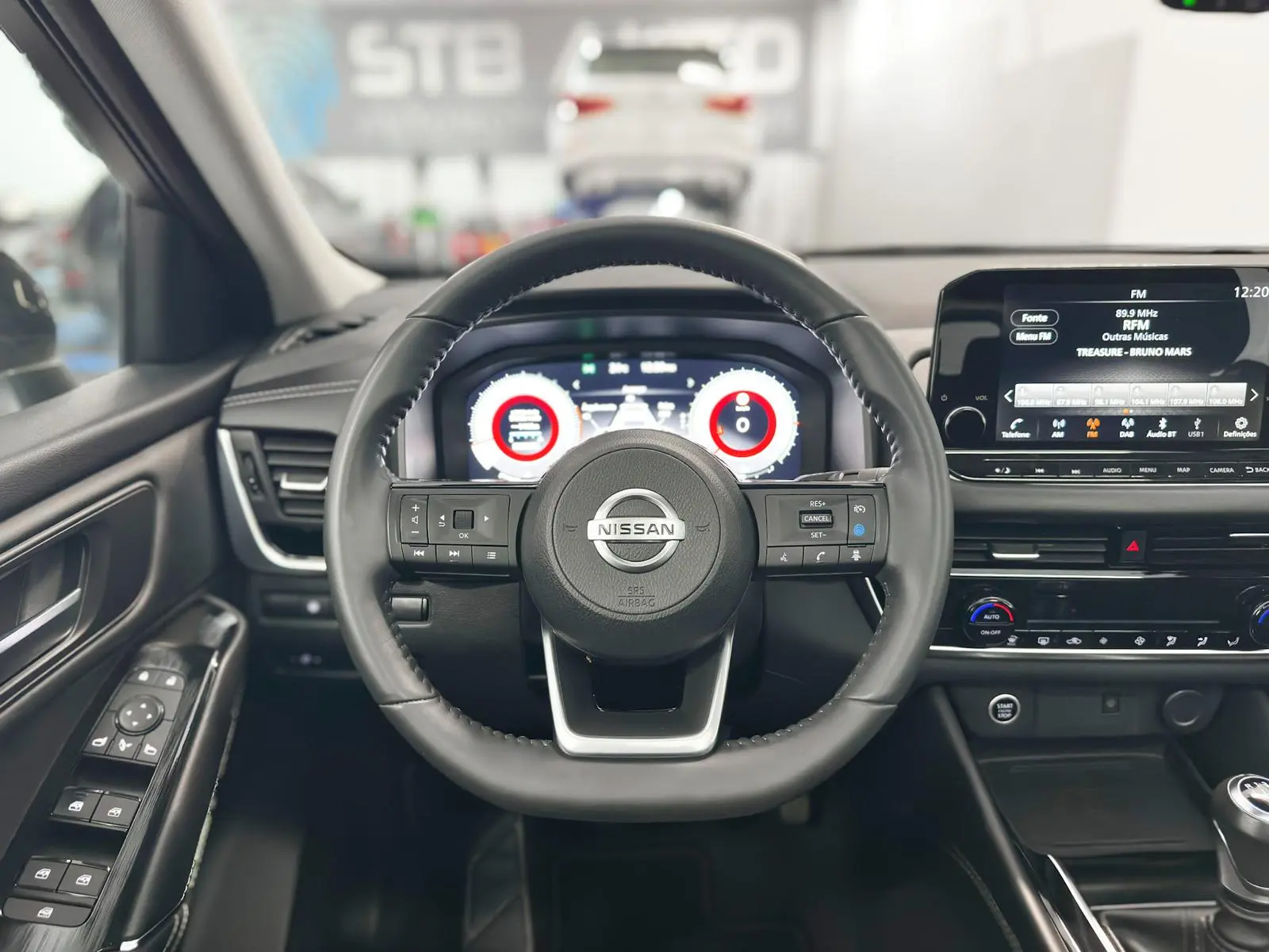Nissan Qashqai 1.3 DIG-T MHEV Premiere Edition 22