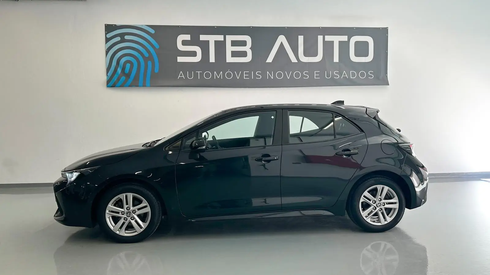 Toyota Corolla 1.2 TURBO DYNAMIC PLUS 3