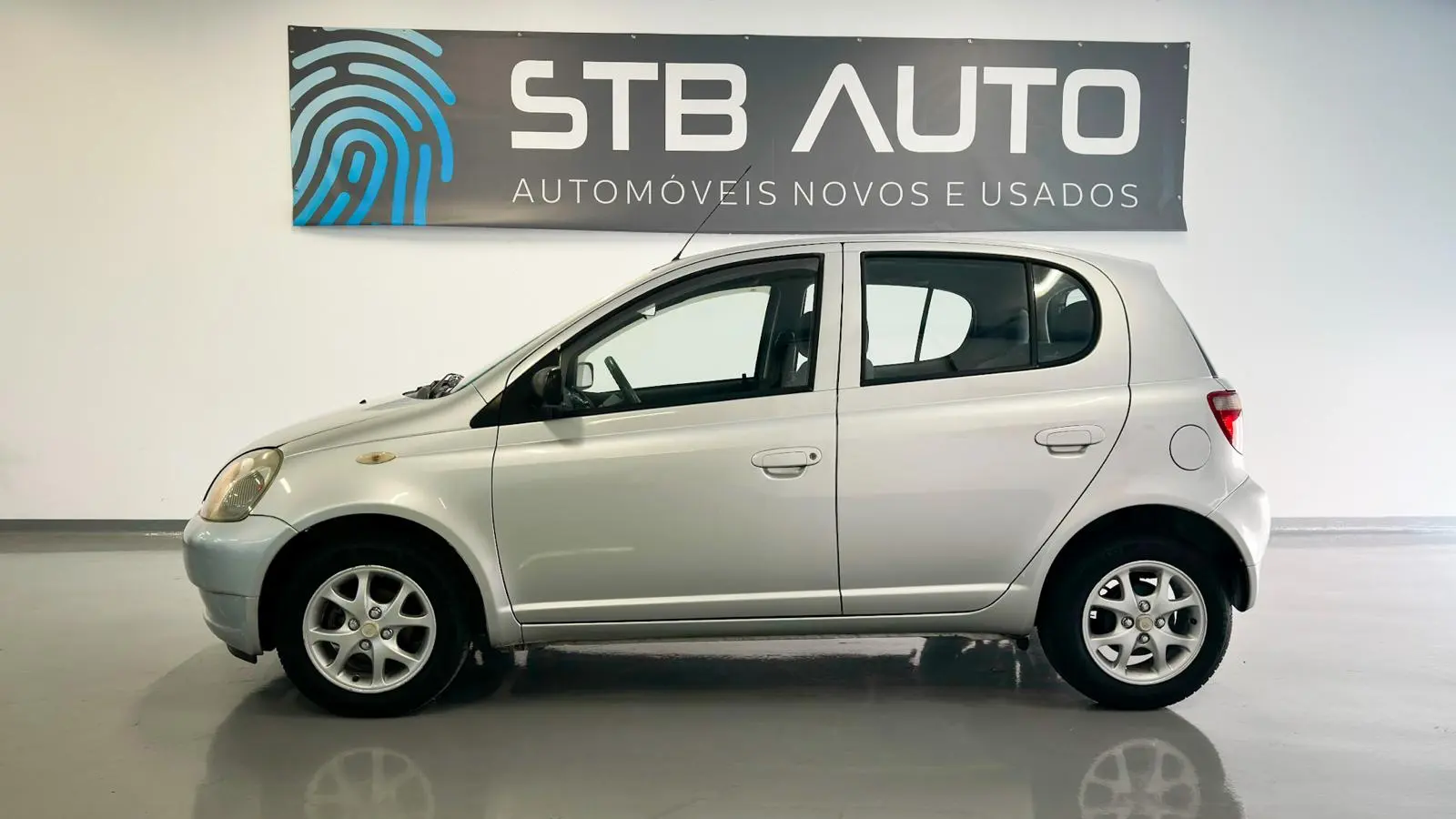 Toyota Yaris 1.0 Sol 20