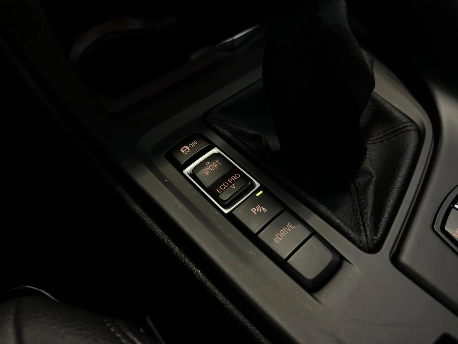 BMW X1 25 e xDrive 37