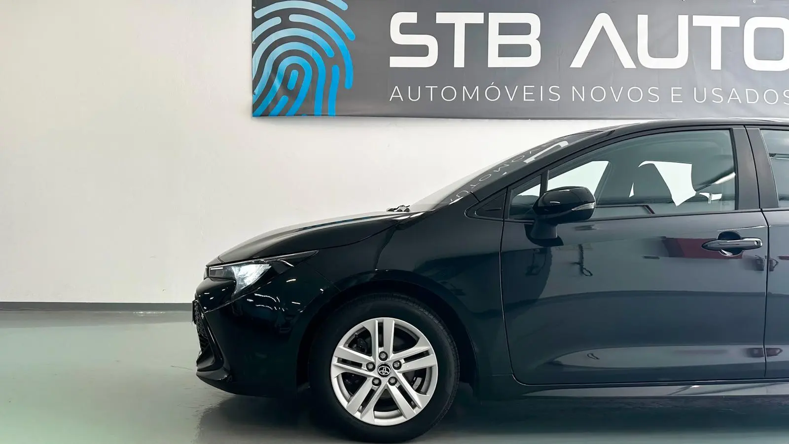 Toyota Corolla 1.2 TURBO DYNAMIC PLUS 12