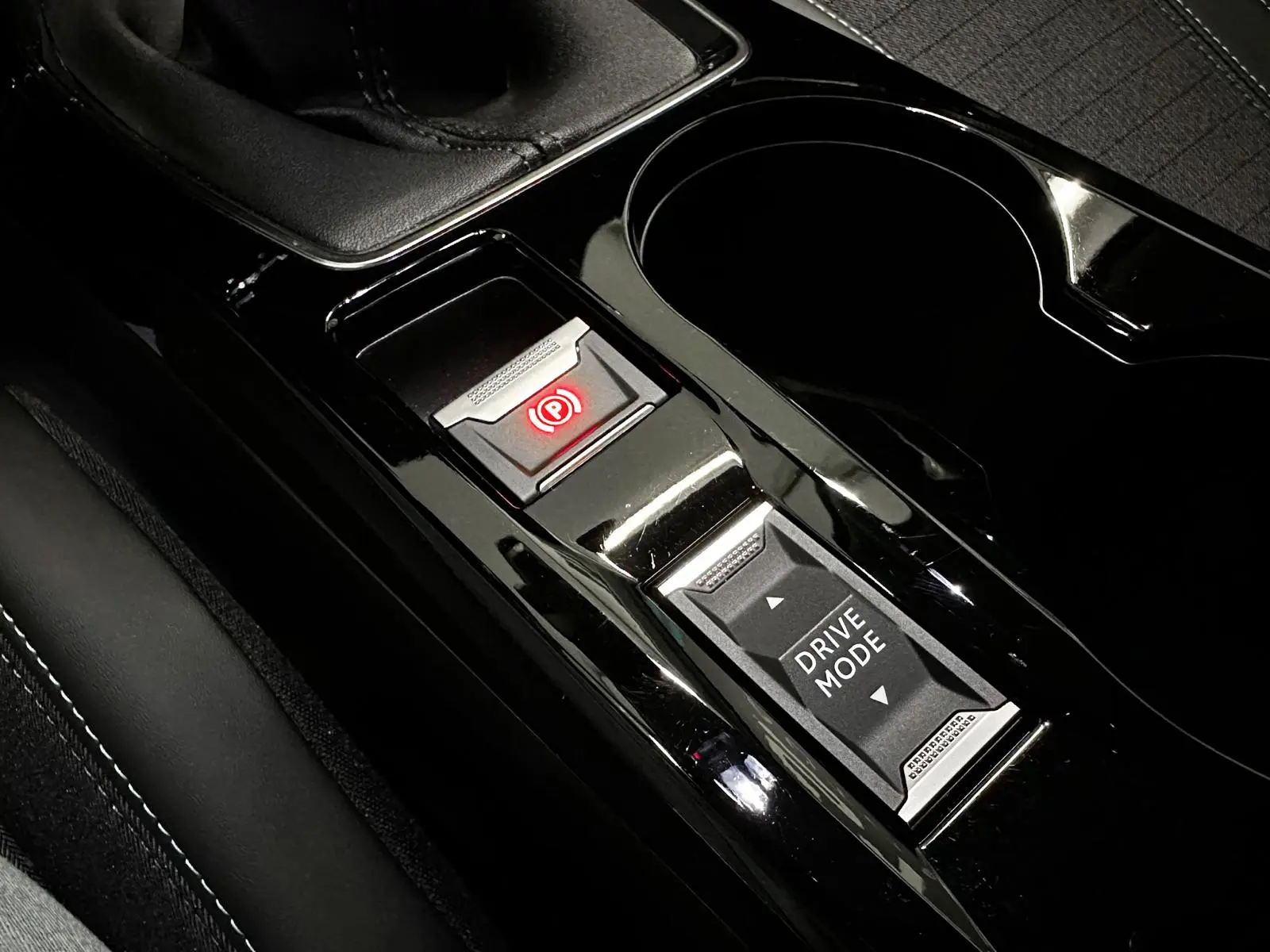 Peugeot 2008 PureTech 130 Stop&Start Allure 15