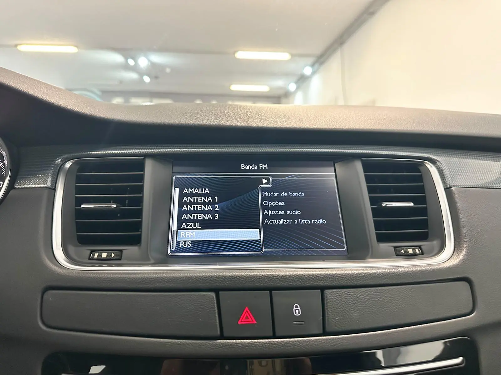Peugeot 508 SW 1.6 e-HDi Allure 2-Tronic 105g 26