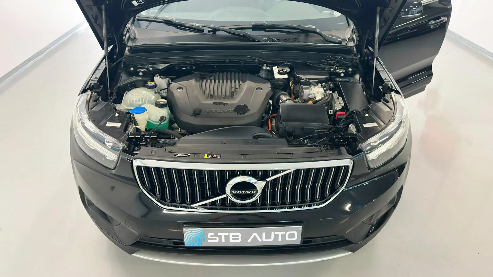 Volvo XC 40 1.5 T5 PHEV Inscription Expression 18