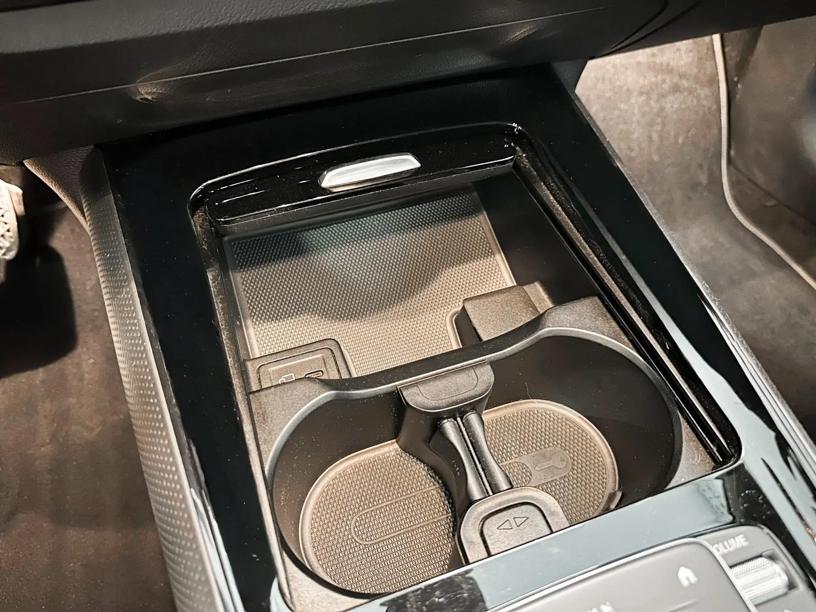 Mercedes-Benz B 180 7G-DCT Progressive 24