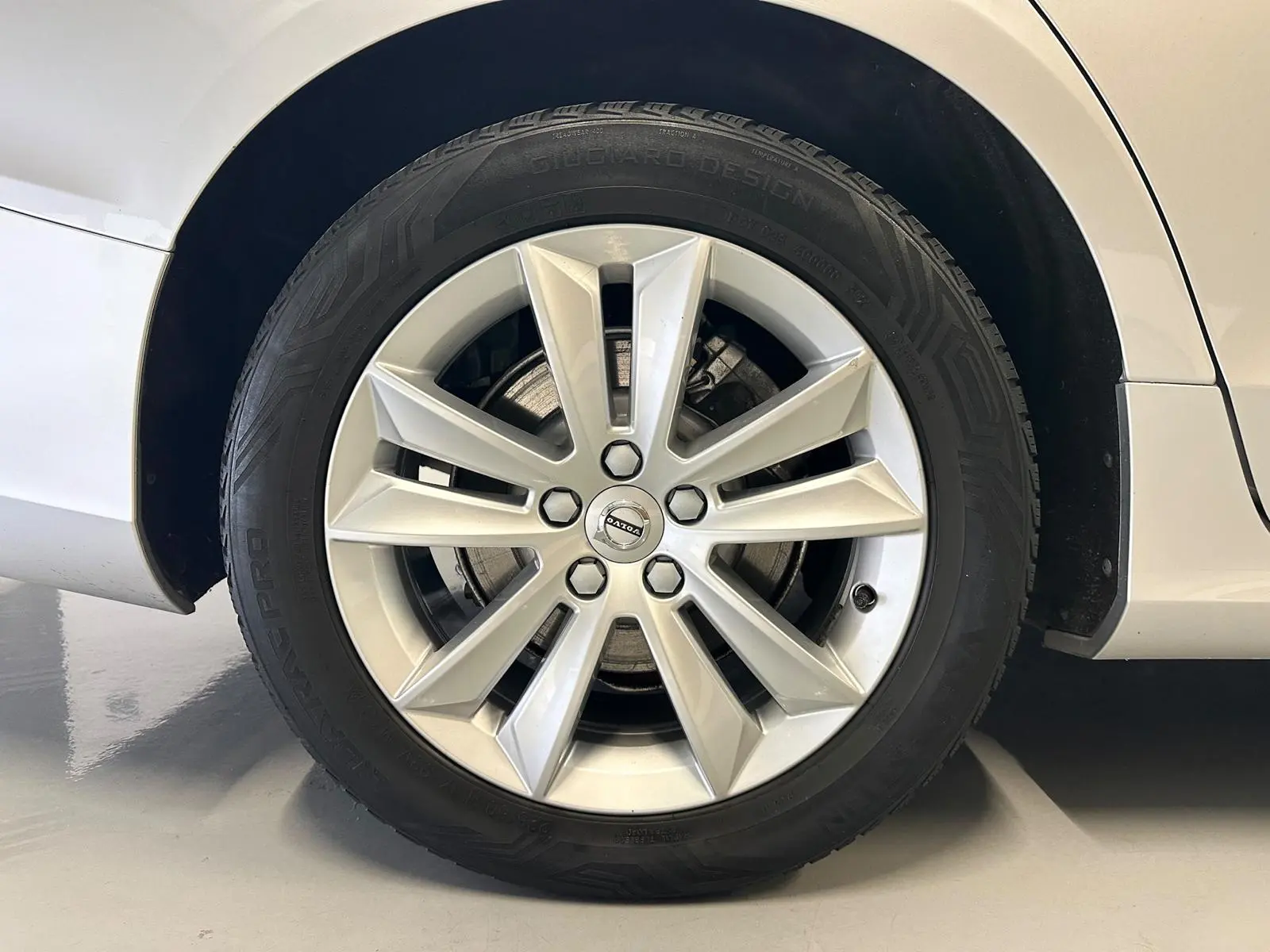 Volvo V60 B4 D Geartronic Momentum Pro 15
