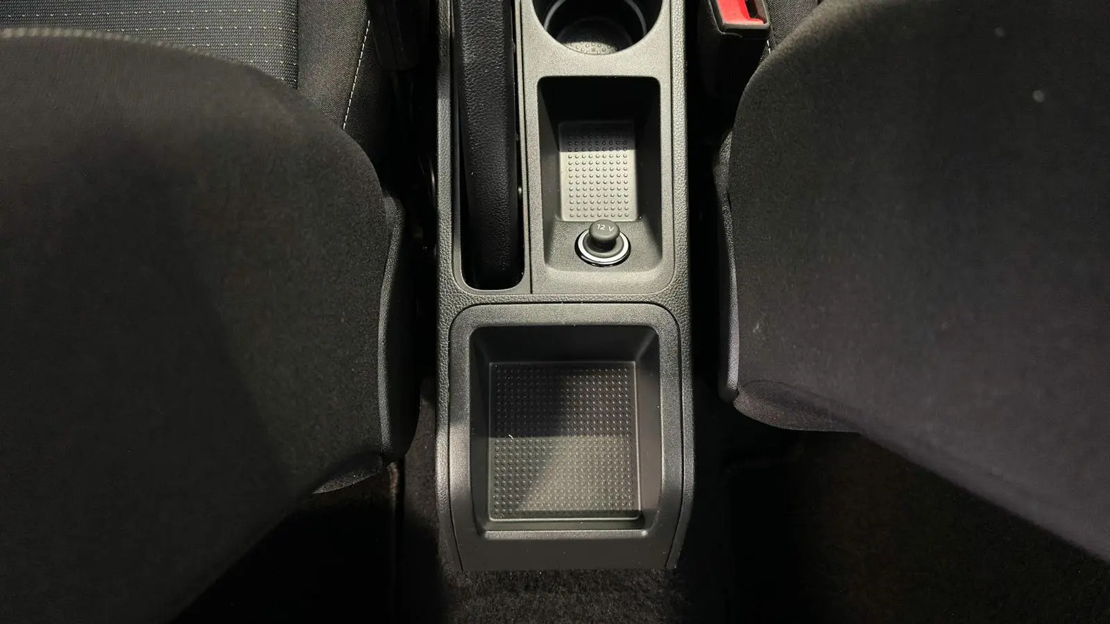 SEAT Ibiza 1.0 TSI STYLE 29