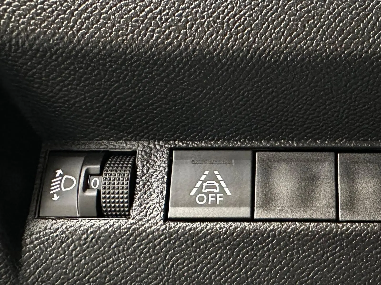 Peugeot 2008 PureTech 130 Stop&Start Allure 34