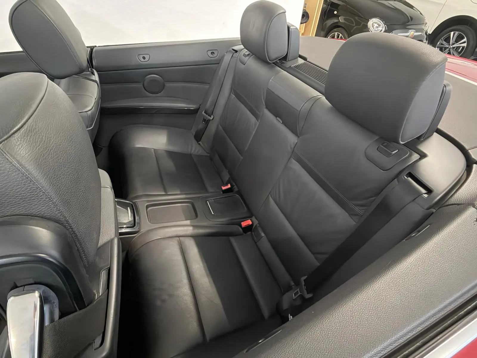 BMW 320 d Cabrio Intense 8