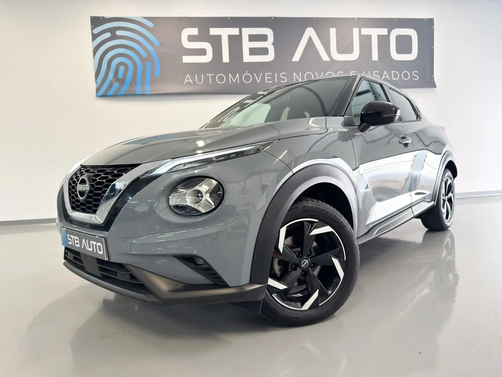 Nissan Juke 1.0 DIG-T N-Connecta DCT 2