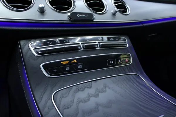 Mercedes-Benz E 300 de AMG Line 4Matic 22