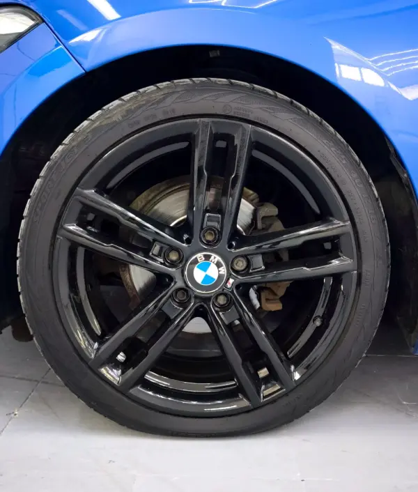 BMW 116 d Pack M 7