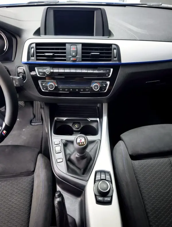 BMW 116 d Pack M 17