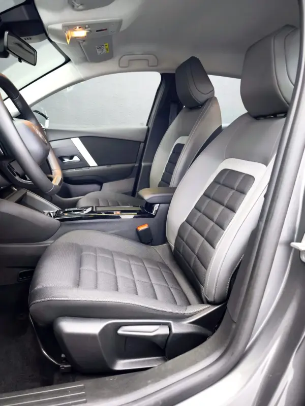 Citroen C4 Hybrid Plus e-DSC6 11