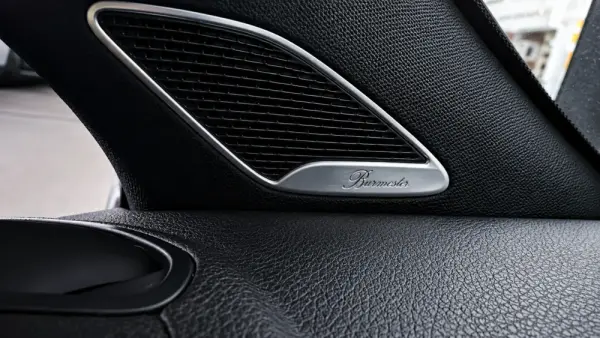 Mercedes-Benz EQA 250 AMG Line 16