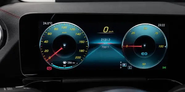 Mercedes-Benz EQA 250 AMG Line 21