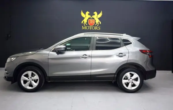 Nissan Qashqai 1.5 dCi Acenta Nissan Connect 1
