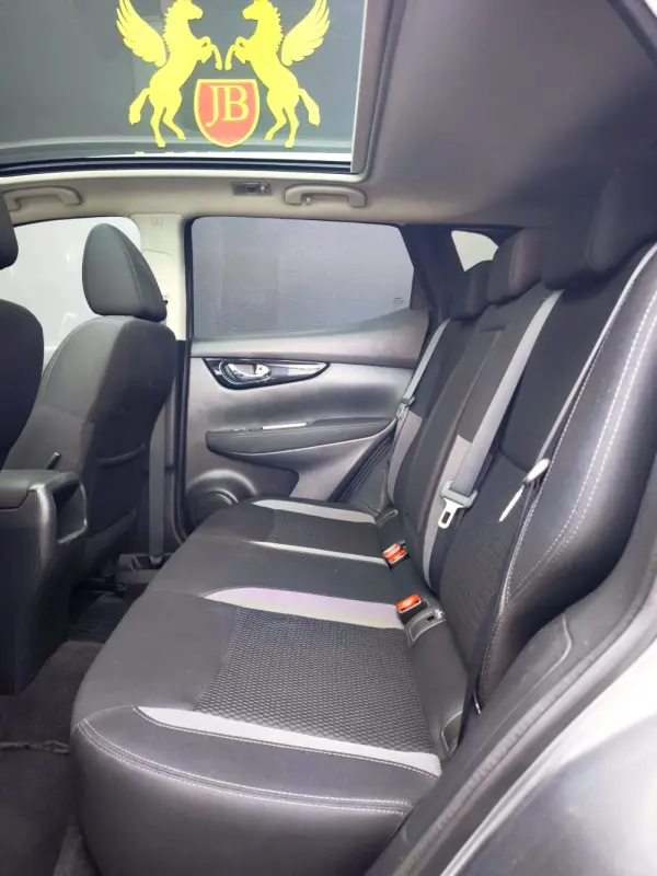 Nissan Qashqai 1.5 dCi Acenta Nissan Connect 11