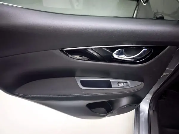 Nissan Qashqai 1.5 dCi Acenta Nissan Connect 12