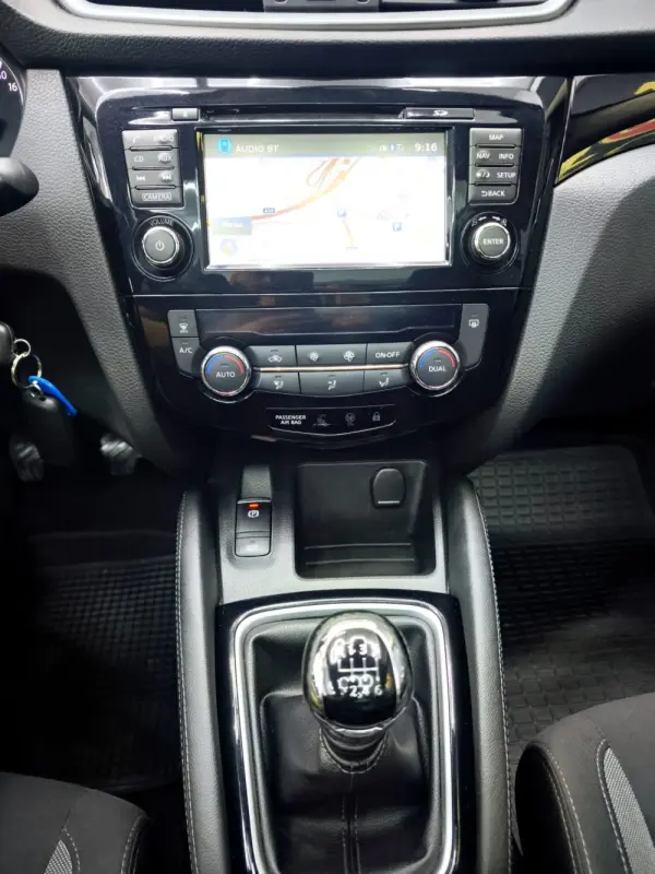 Nissan Qashqai 1.5 dCi Acenta Nissan Connect 16