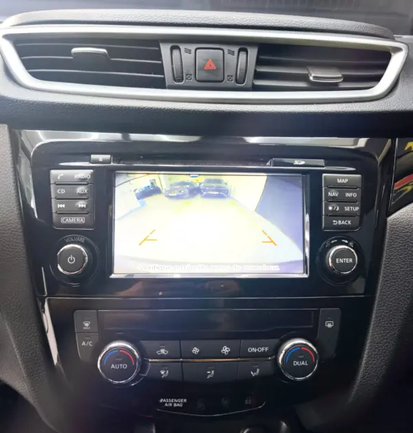 Nissan Qashqai 1.5 dCi Acenta Nissan Connect 18