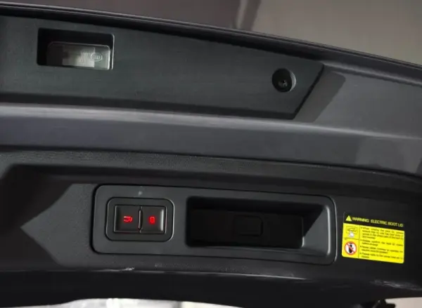 BYD Atto 3 60.48 kWh Design 6