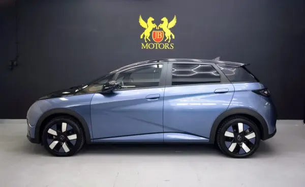 BYD Dolphin 60.4 kWh Design 1