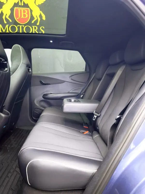 BYD Dolphin 60.4 kWh Design 15