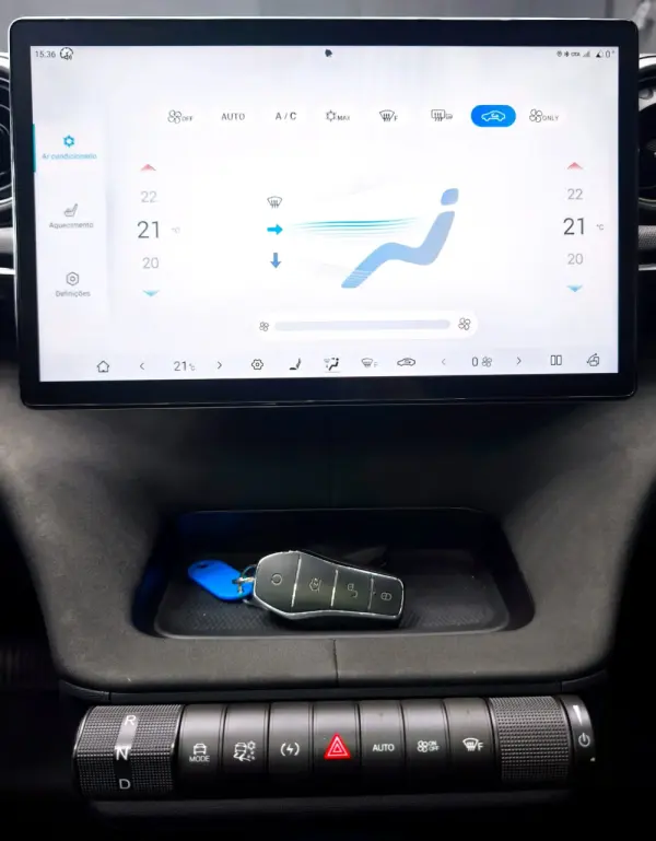BYD Dolphin 60.4 kWh Design 27