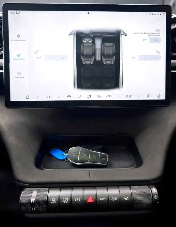BYD Dolphin 60.4 kWh Design 28