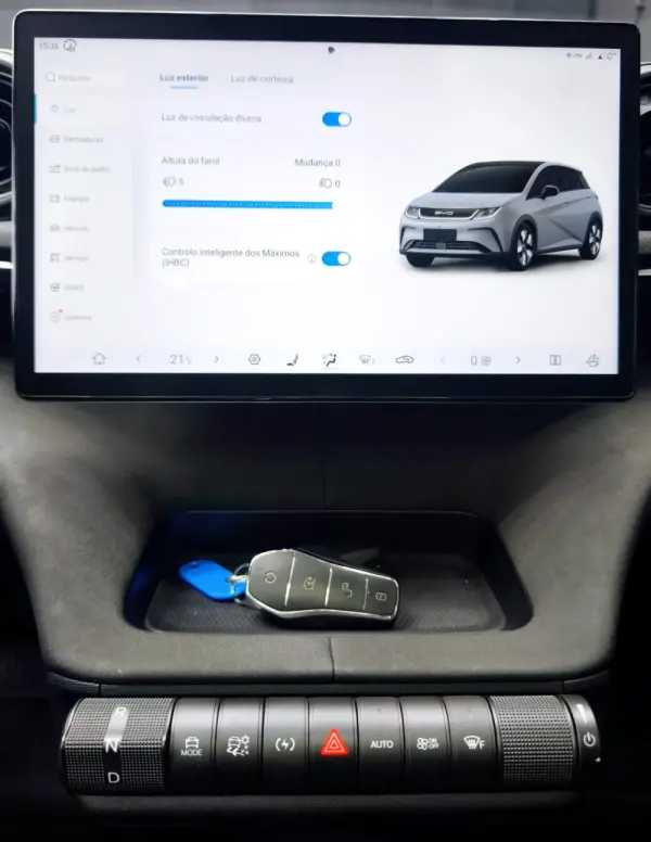 BYD Dolphin 60.4 kWh Design 31