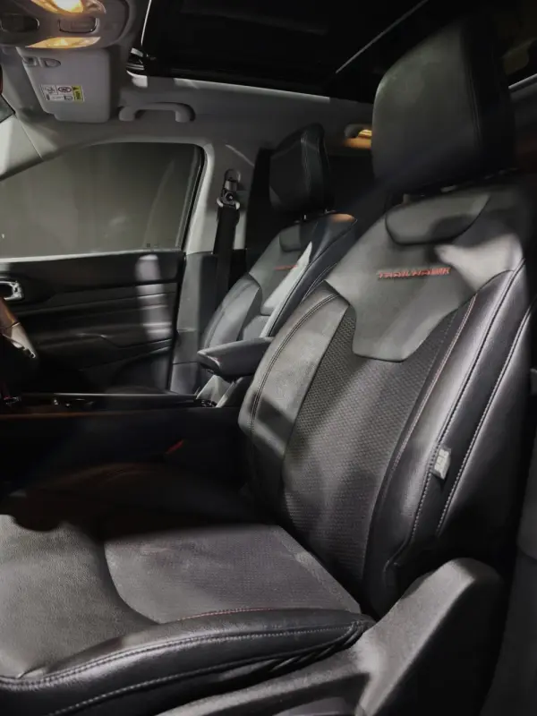 Jeep Compass 1.3 TG 4Xe Trailhawk 11