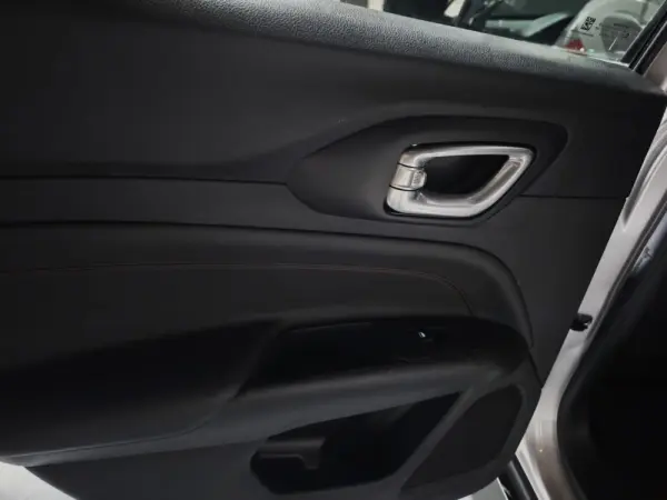 Jeep Compass 1.3 TG 4Xe Trailhawk 14