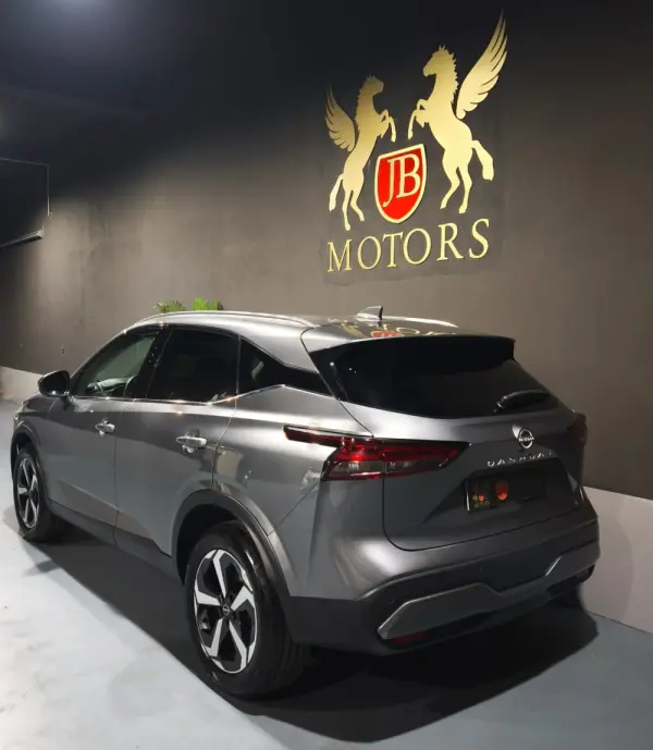 Nissan Qashqai 1.3 DIG-T N-Connecta 2
