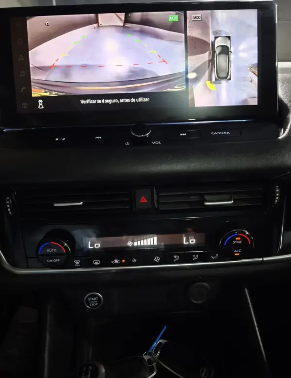Nissan Qashqai 1.3 DIG-T N-Connecta 8