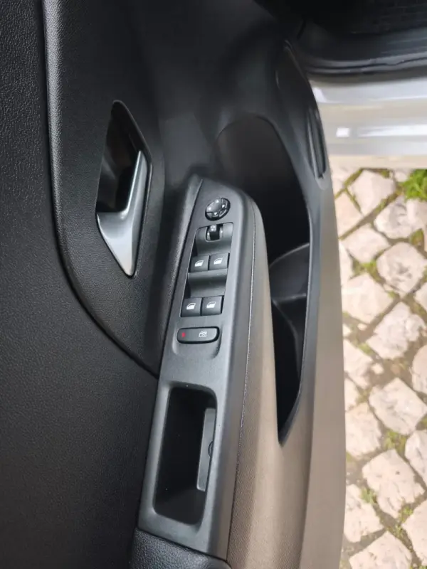 Opel Corsa-e e-Business 6