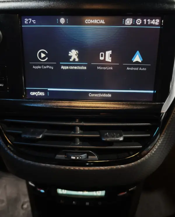 Peugeot 2008 1.6 BlueHDi Allure 15