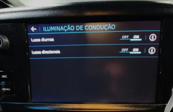 Peugeot 2008 1.6 BlueHDi Allure 17